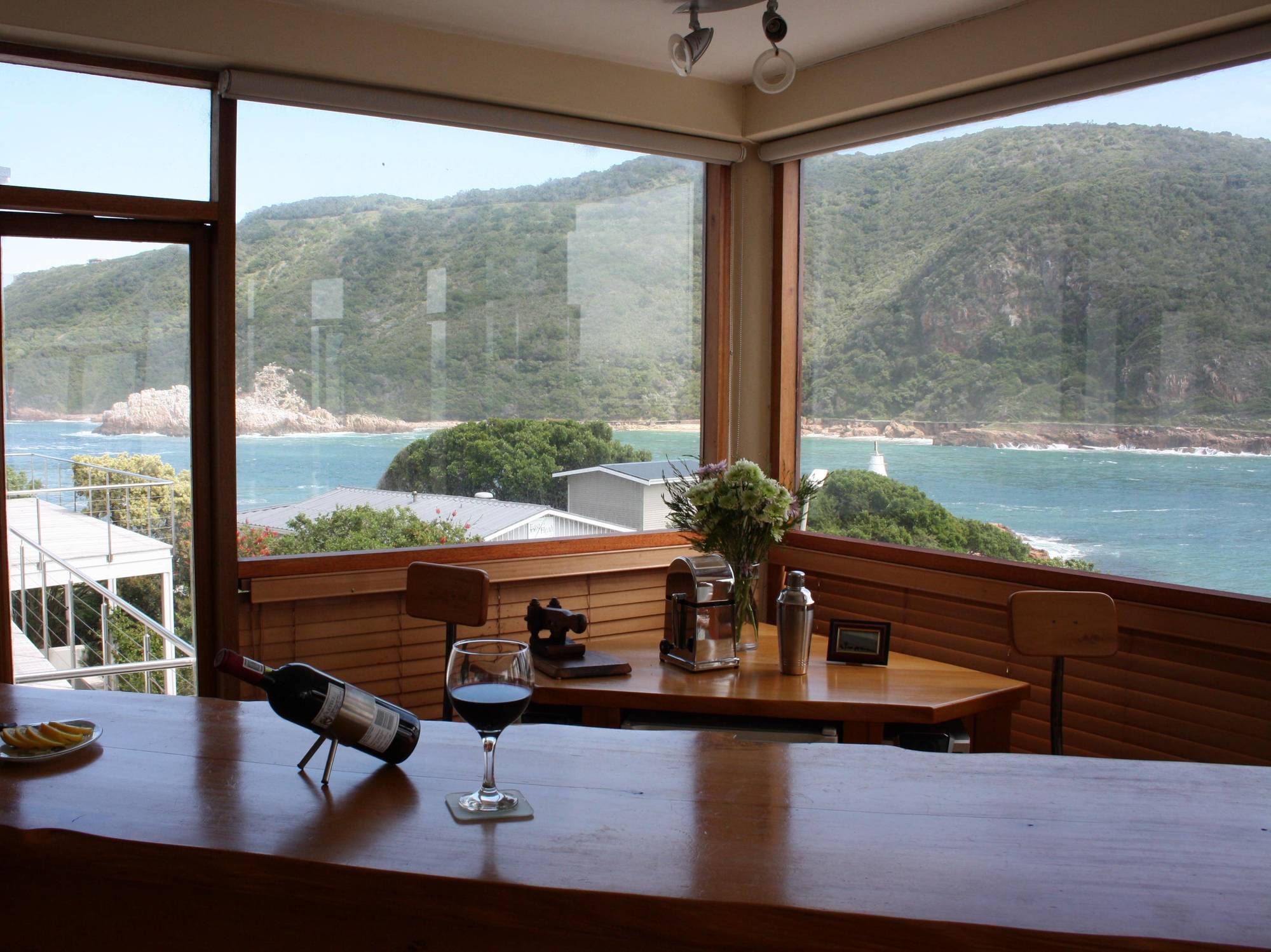 קניסנה Augusta Bay Guest House מראה חיצוני תמונה